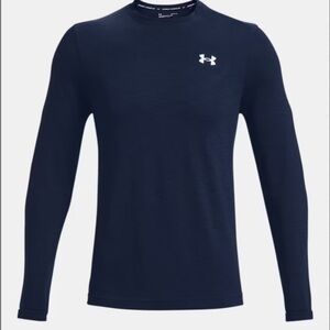 Under Armour Fitted Seamless long sleeve top size Large Navy Blue